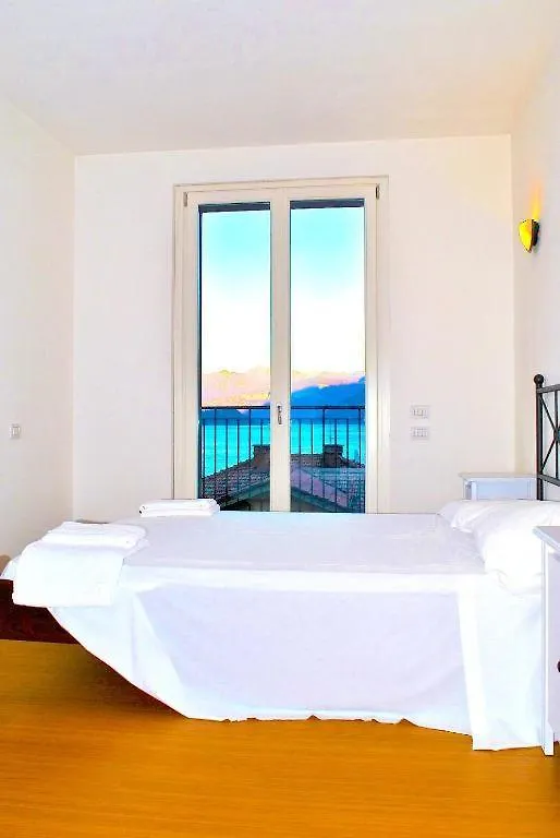 Luxury Penthouse With Big Terrace Lejlighed Argegno