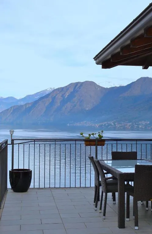 Ferienwohnung Luxury Penthouse With Big Terrace Argegno Apartment